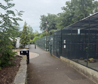 Reverse the decision to close the aviary